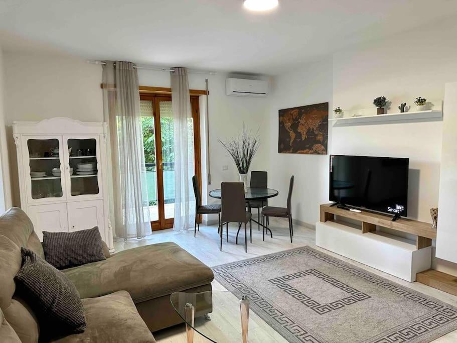 Appartamento Luminoso Domus Eur Roma Ngoại thất bức ảnh